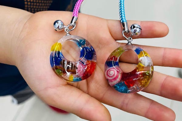 沖縄・石垣・琉球ガラス】旅の思い出作り！琉球ガラスと星砂の丸型