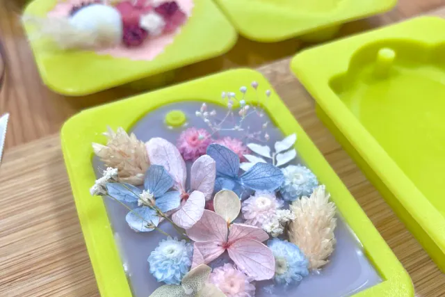 【佐賀・唐津・手作りキャンドル】 ほんのり香る癒しのインテリア♡ 香りや色、お花を選んで自分だけの アロマワックスバーが3つも作れます♪