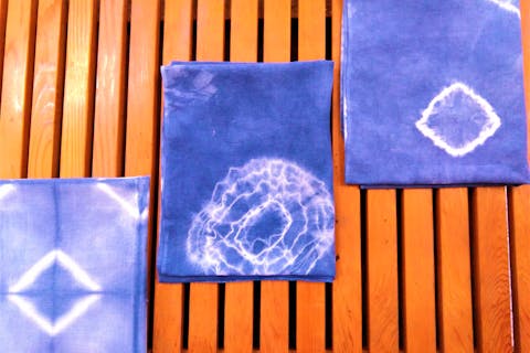 【静岡・熱海・藍染め体験】旅の思い出にぴったり！宿で使える藍染め手ぬぐい（1枚）