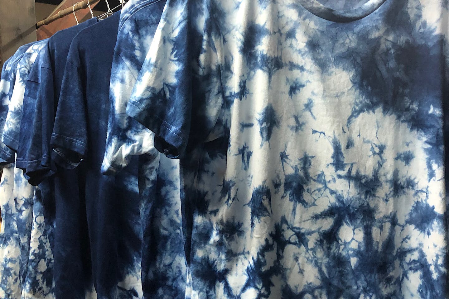 【群馬・みなかみ・ 藍染め体験】自分だけのTシャツを作ろう！藍染め群雲絞り体験