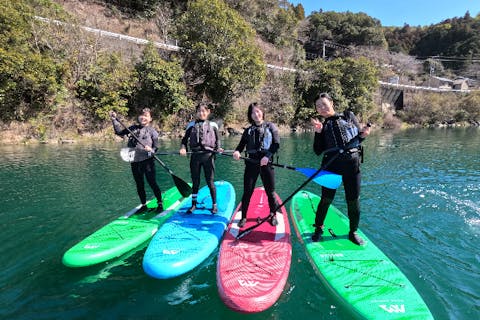 【高知・仁淀川・SUP】秋冬限定プラン！ 仁淀ブルーでお手軽1時間 SUP体験