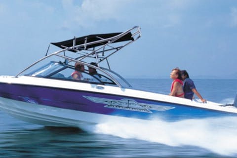 【沖縄・名護・レンタルボート】ボート＆ジェットスキーを気軽に体験！半日貸切プラン