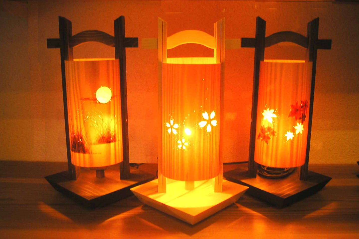 【奈良・桜井・伝統工芸】旅の思い出作りにぴったり！檜で作る工芸行灯1個