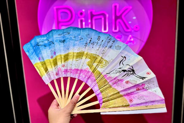 移転に伴い受付停止中【東京・浅草】アート扇子・うちわの絵付け体験