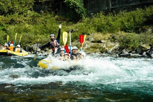 岐阜・郡上・ラフティング】午前と午後で異なる楽しさ！半日