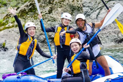 【岐阜・郡上・ラフティング】午前と午後で異なる楽しさ！半日ラフティング