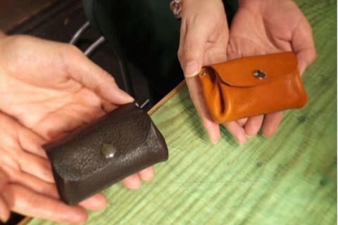 【長野・千曲・レザークラフト】取り出しやすく実用的！アコーディオン小銭入れ1個