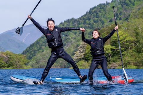 【福島・裏磐梯・SUP】絶景の秋元湖でSUP体験！初心者OK＆寒い日も安心ウェットスーツ完備♪福島県＆隣県の方は限定割引〈犬ワンちゃんOK〉