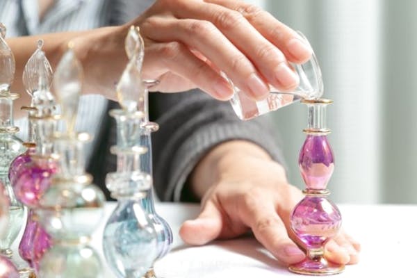 香川 高松市番町 アロマオイル手作り 精油ブレンディングで自分だけのアロマ香水作り 1個 アソビュー