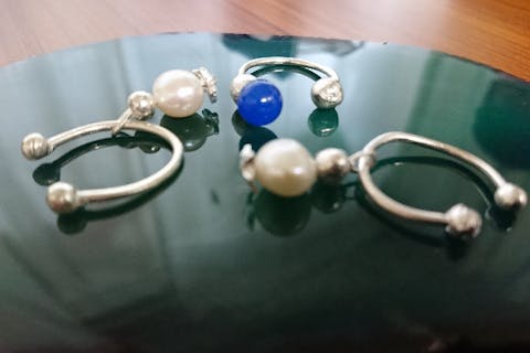 【兵庫・宝塚・手作りアクセサリー】天然石がかわいい！イヤーカフにもなるフリーサイズのリング