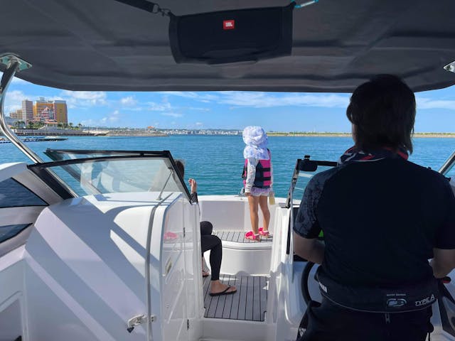 沖縄マリンアクティビティ「ファニーパル」