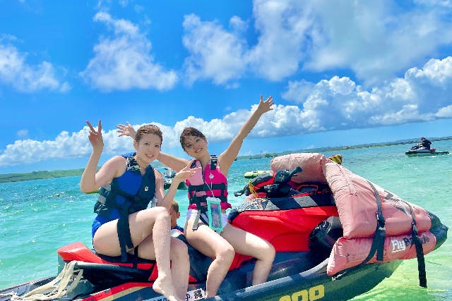 【沖縄・宜野湾・マリンスポーツ】3時間遊び放題！県内最多のフライボードやバナナボートなど全12種類から選んで乗り放題〜安心のプロライダーがレクチャー〜