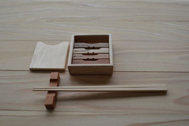 【岡山・美作・木工教室】毎日の食卓を手作りお箸でちょっと楽しく！箸と箸置き各1個