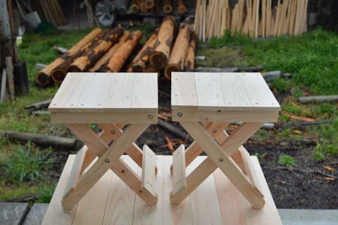 【岡山・美作・木工教室】ナチュラルな色あいがかわいいアイテム！折りたたみイス1個