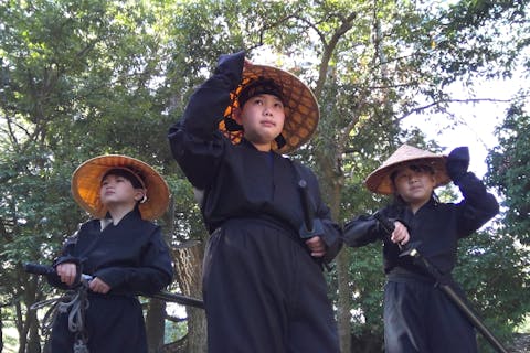 【三重・伊賀・忍者】伊賀流忍術体験〜危機を回避し屋敷に潜入せよ「陰忍編」〜