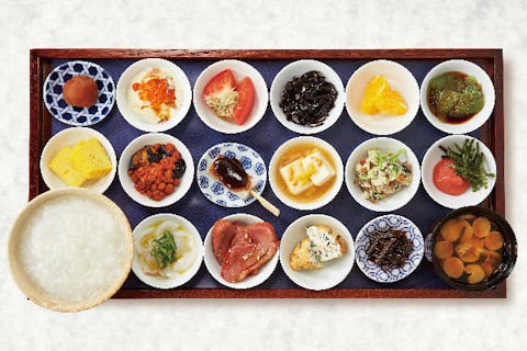 【東京・築地・ウォーキング】築地本願寺でのうれしい朝食付き！築地de朝活WALK