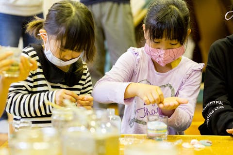 【宮崎・日南・手作りキャンドル】ビーチでお宝さがし！キャンドルの中に閉じ込めよう