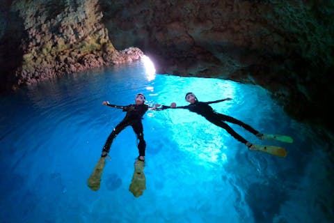 【青の洞窟❗️シュノーケリング⭐️雨天開催☔️】⭐️格安⭐️シュノーケルツアー☆当日予約・泳げない方大歓迎☆シャワードライヤー完備！