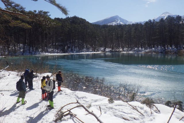 【福島・裏磐梯・スノーシュー】全ての沼を巡る五色沼ジオツアー（約3時間）