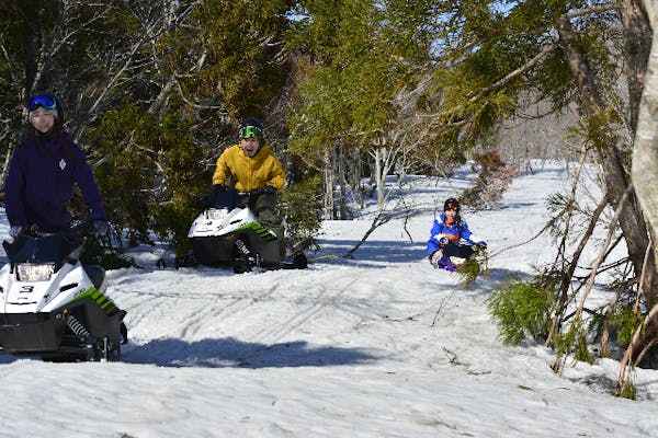 岩手・北上・スノーモービル】旧林道を爽快に巡る！スノーモービル林道