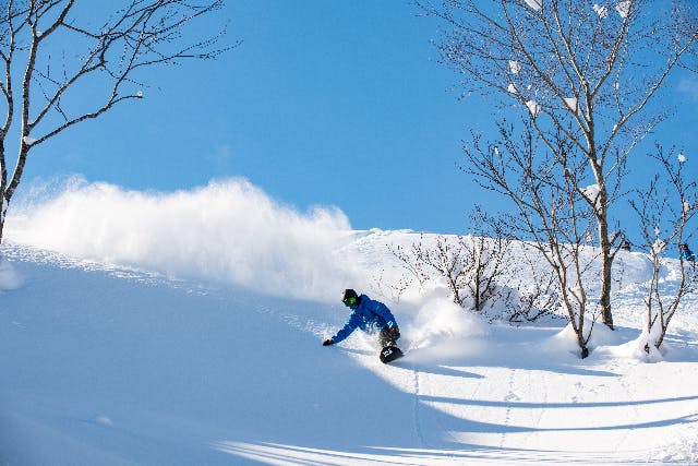 スキー場リフト割引券4枚ニセコ東急 グラン・ヒラフ ハンター