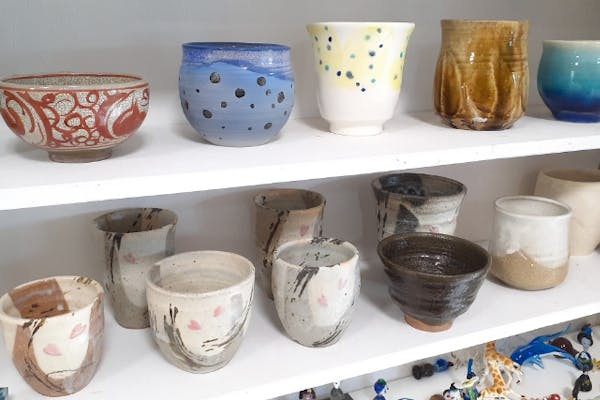 三重・鈴鹿・陶芸ろくろ】鈴鹿サーキット直ぐ！500年前スタイルで絵付