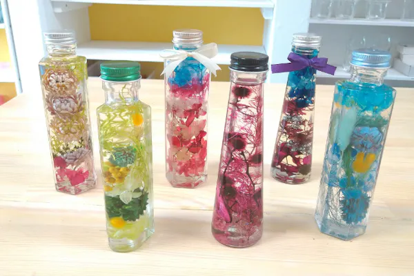 三重・鈴鹿・ハーバリウム】選べる花材は約300種類！ハーバリウム制作1