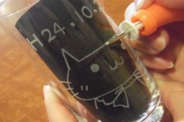 【北海道小樽・グラスルーティング体験】グラスに思い思いの絵を描こう！グラスルーティング体験