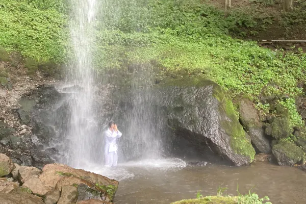 群馬・伊香保・滝行】日本を代表する名滝で滝行の素晴らしさを体感