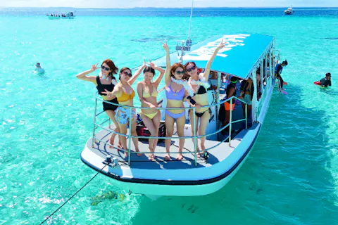 【沖縄・八重干瀬・シュノーケリング】最上級の感動体験！日本天然記念物にも指定されている八重干瀬(ヤビジ)。 国内最大級の珊瑚礁群はまさに絶景！このツアーを体験せずに宮古島を満喫したとは言わせません！