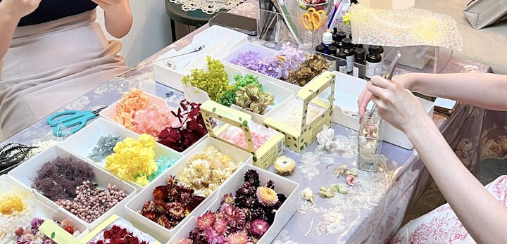 アジューレ(AZURE)