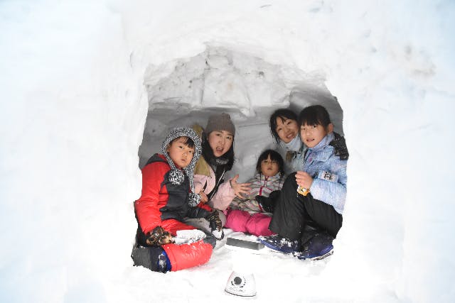 【福島・南会津・かまくら作り】積雪最大3mの豪雪地帯！夢のかまくら作り体験