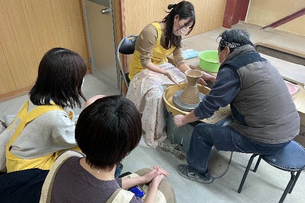 山口・萩・電動ろくろ】土の柔らかな風合いが美しい萩焼を造る！萩焼