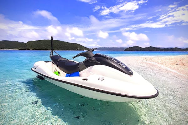 沖縄・座間味・水上バイク】水上バイクやプレジャーボート等で