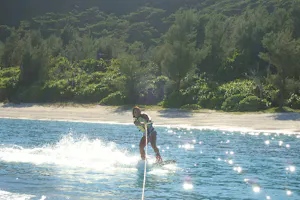 沖縄・座間味・ウェイクボード】海を駆ける爽快アクティビティ
