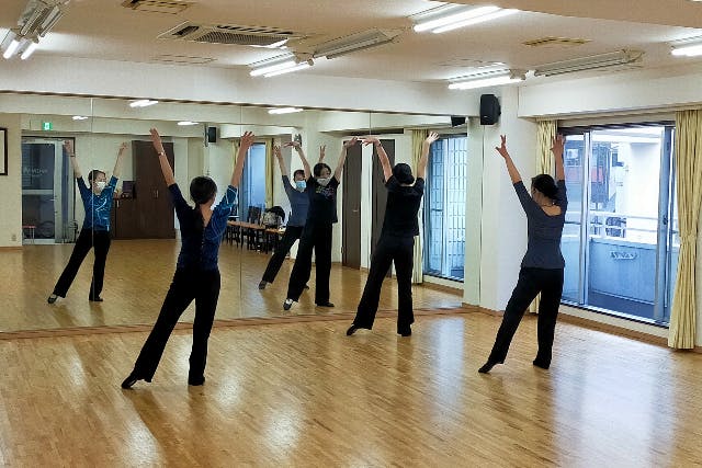 【東京・西日暮里・社交ダンス】楽しくレベルアップ！ダンスエクササイズ団体レッスン