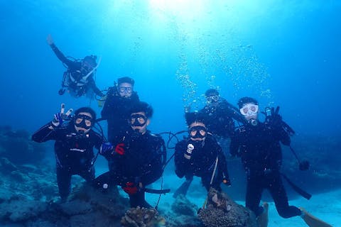 【沖縄・本島・体験ダイビング】色々な体験で遊べる。まるっと1日貸切冒険ツアー！
