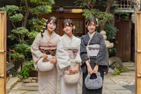 【埼玉・川越・着物レンタル】大人気レトロプレミアム★ヘアセット付き！アンティーク着物をエレガントに♡