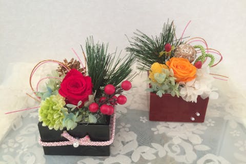 【三重・プリザーブドフラワー】お正月の玄関まわりが華やぐ！しめ縄・正月アレンジ