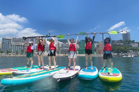 【静岡・熱海・SUP】海から熱海の景色を楽しもう！初心者・お子様大歓迎のSUP体験