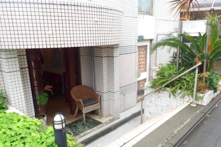 LEI SURFING SCHOOL & CLUB（レイサーフィンスクールアンドクラブ）