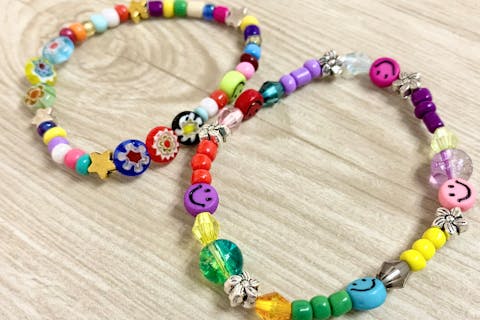 【東京・日本橋・手作りブレスレット】個性がきらめく。ビーズブレスレット（1個）