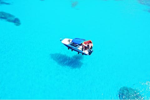 【鹿児島・奄美大島南部・加計呂麻島】加計呂麻島の絶景と透明度抜群の大島海峡をクルージング