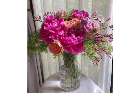 【神奈川・横浜・フラワーアレンジメント】パリスタイルで作る！アレンジメント1個