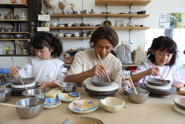 【愛知・豊橋・手びねり】簡単＆個性を生かせる。手びねりでうつわを作ろう（1点）【親子で体験！】