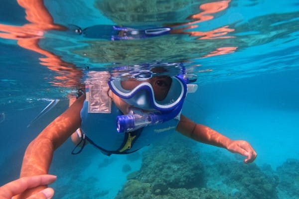 沖縄・座間味・ボートシュノーケルツアー】手ぶらOK♪写真データ無料で