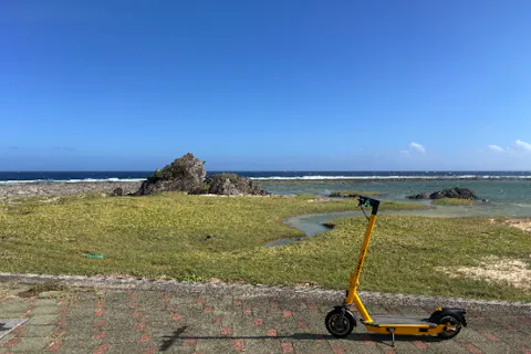 【鹿児島・徳之島・ガイドツアー】電動キックボードで巡る！徳之島ガイド付きツアー