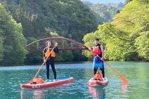 群馬・四万湖・SUP】幻想的な四万ブルーを堪能しよう！最大8名様までの