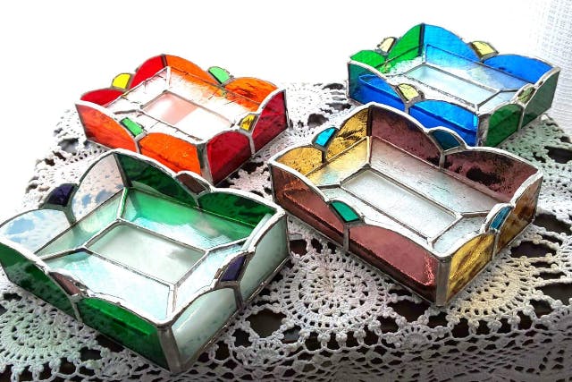 【新潟・糸魚川・ステンドグラス体験】美しいガラスが魅力のフットランプなど（1個）
