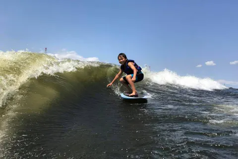 【三重・桑名・ウェイクサーフィン】波しぶきをあげて長良川を滑走！1セット通常プラン